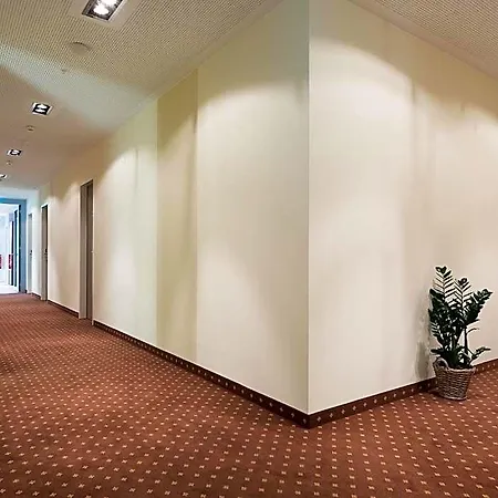 Boutique Bellevue / Basel 3*
