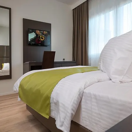 فندق Boutique Bellevue / Basel رينفيلدن